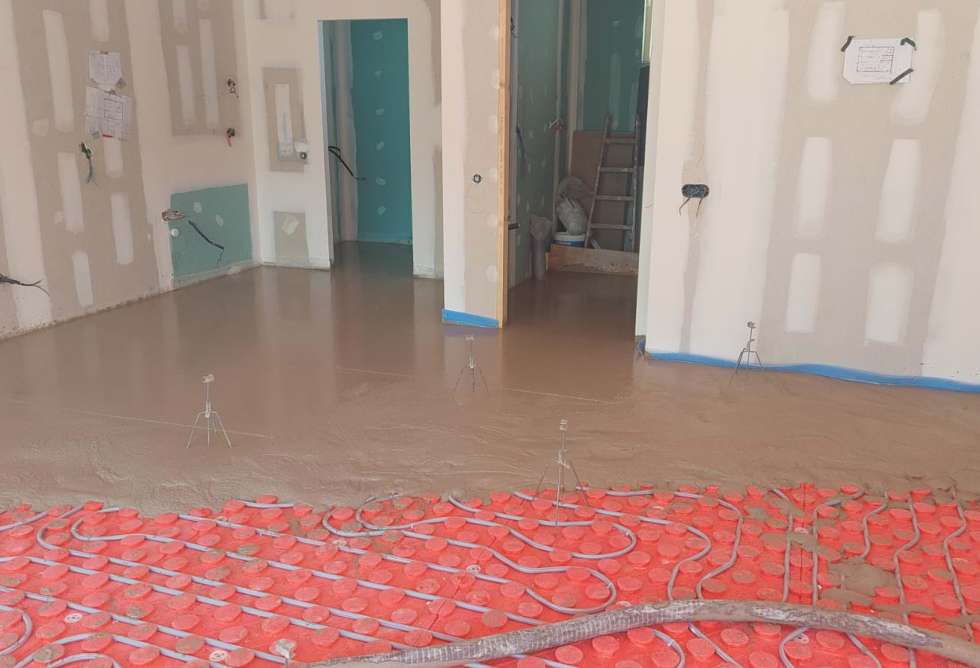 16-autonivelante-suelo-radiante